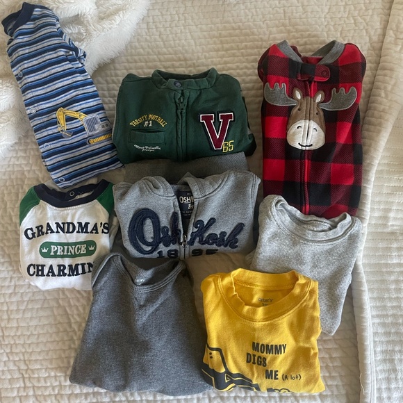 BABY BOY SIZE 9 MONTHS FALL/WINTER CLOTHING BUNDLE - Picture 2 of 11